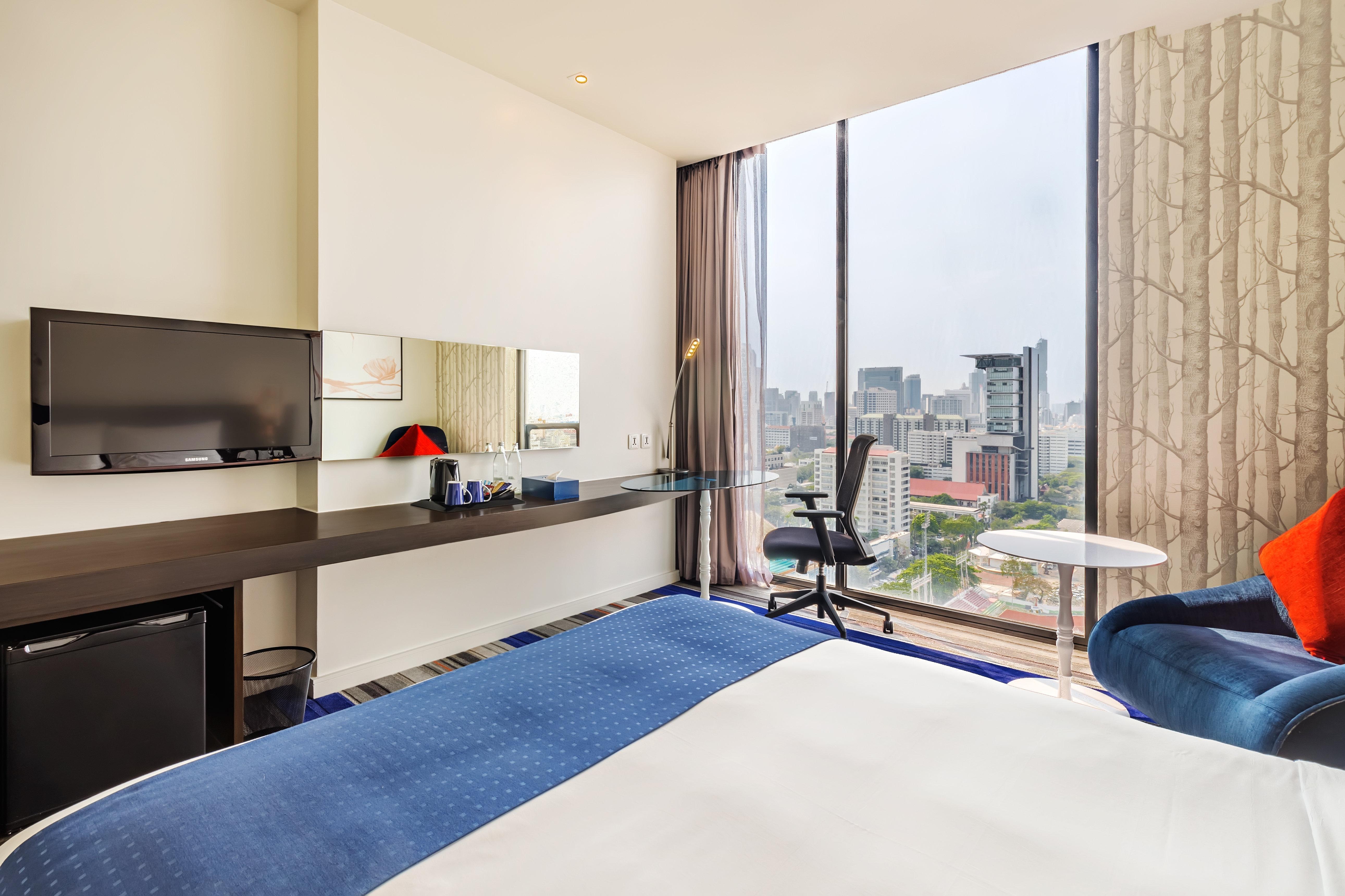 Holiday Inn Express Bangkok Siam By Ihg Exterior photo