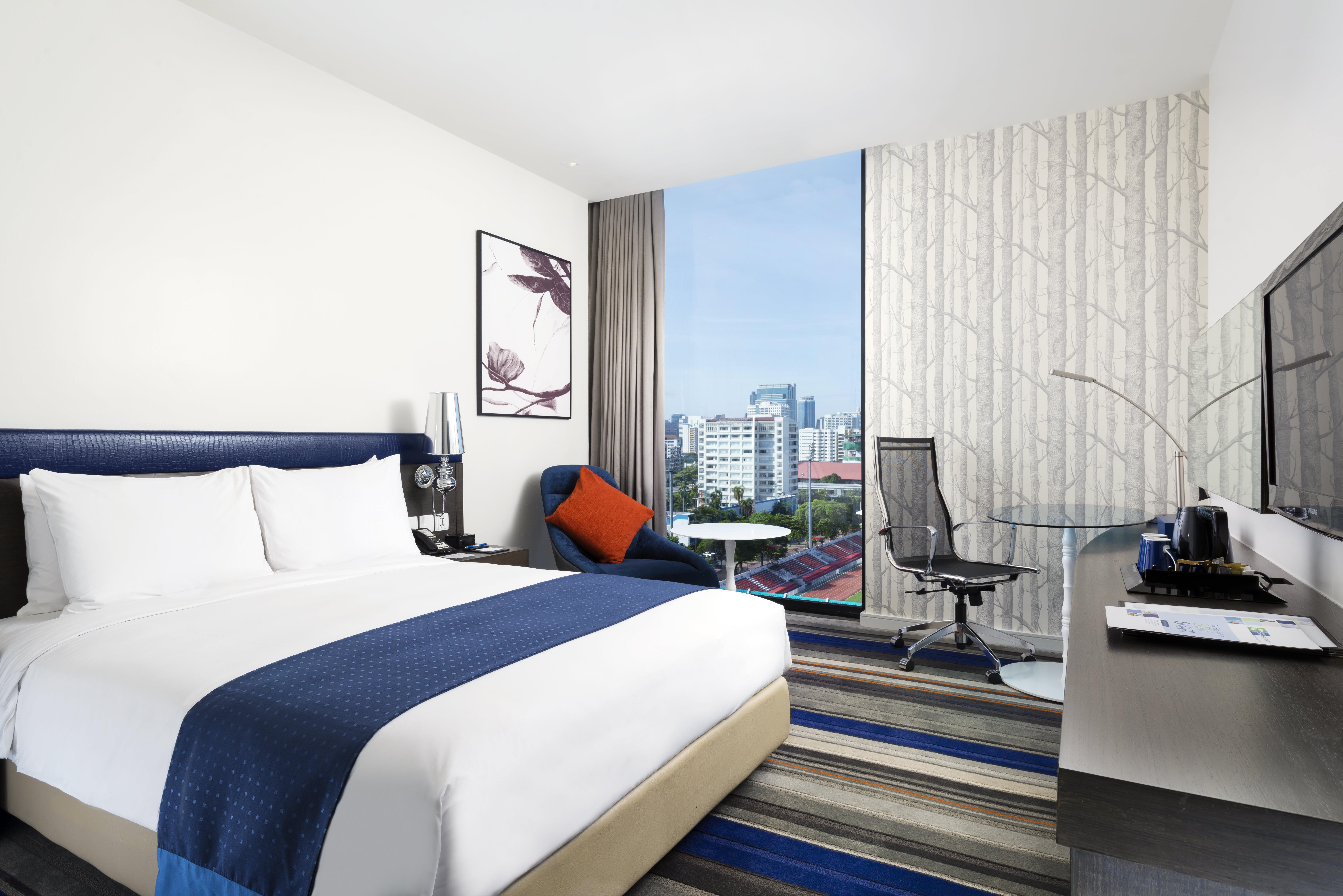 Holiday Inn Express Bangkok Siam By Ihg Exterior photo
