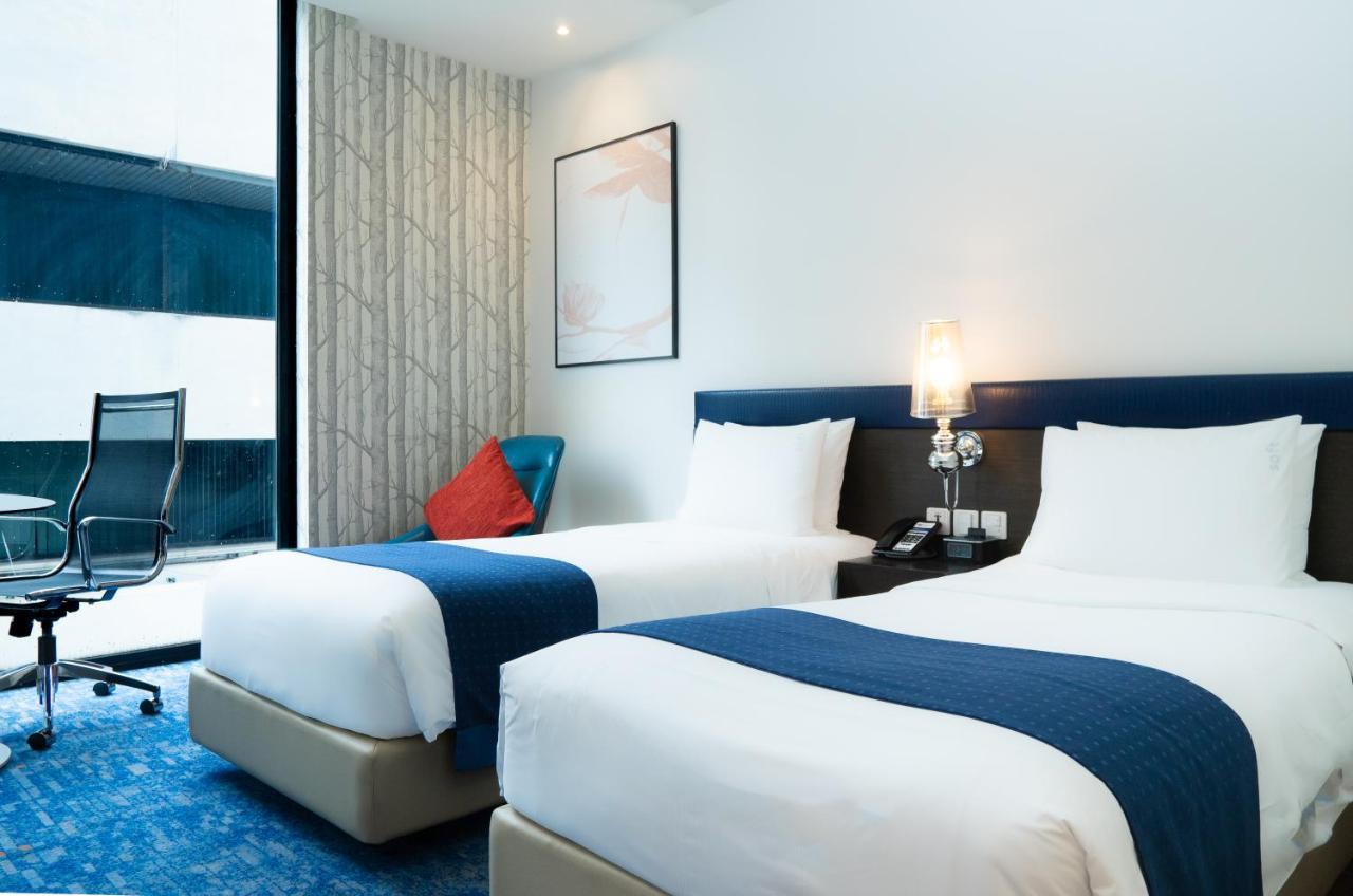 Holiday Inn Express Bangkok Siam By Ihg Exterior photo
