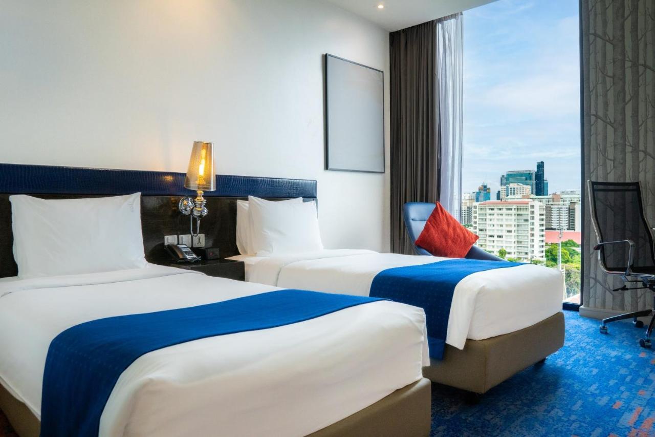 Holiday Inn Express Bangkok Siam By Ihg Exterior photo